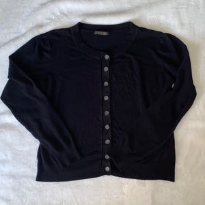 FREE W/ PURCHASE ✨ SUZY SHIER Cardigan